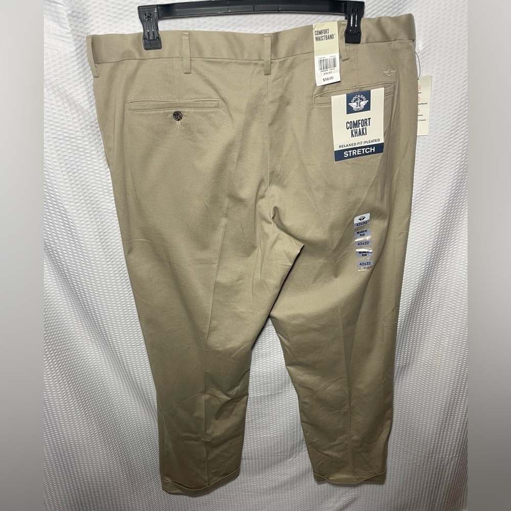 Dockers Men’s 42X32 Khaki Pants - Picture 2 of 5